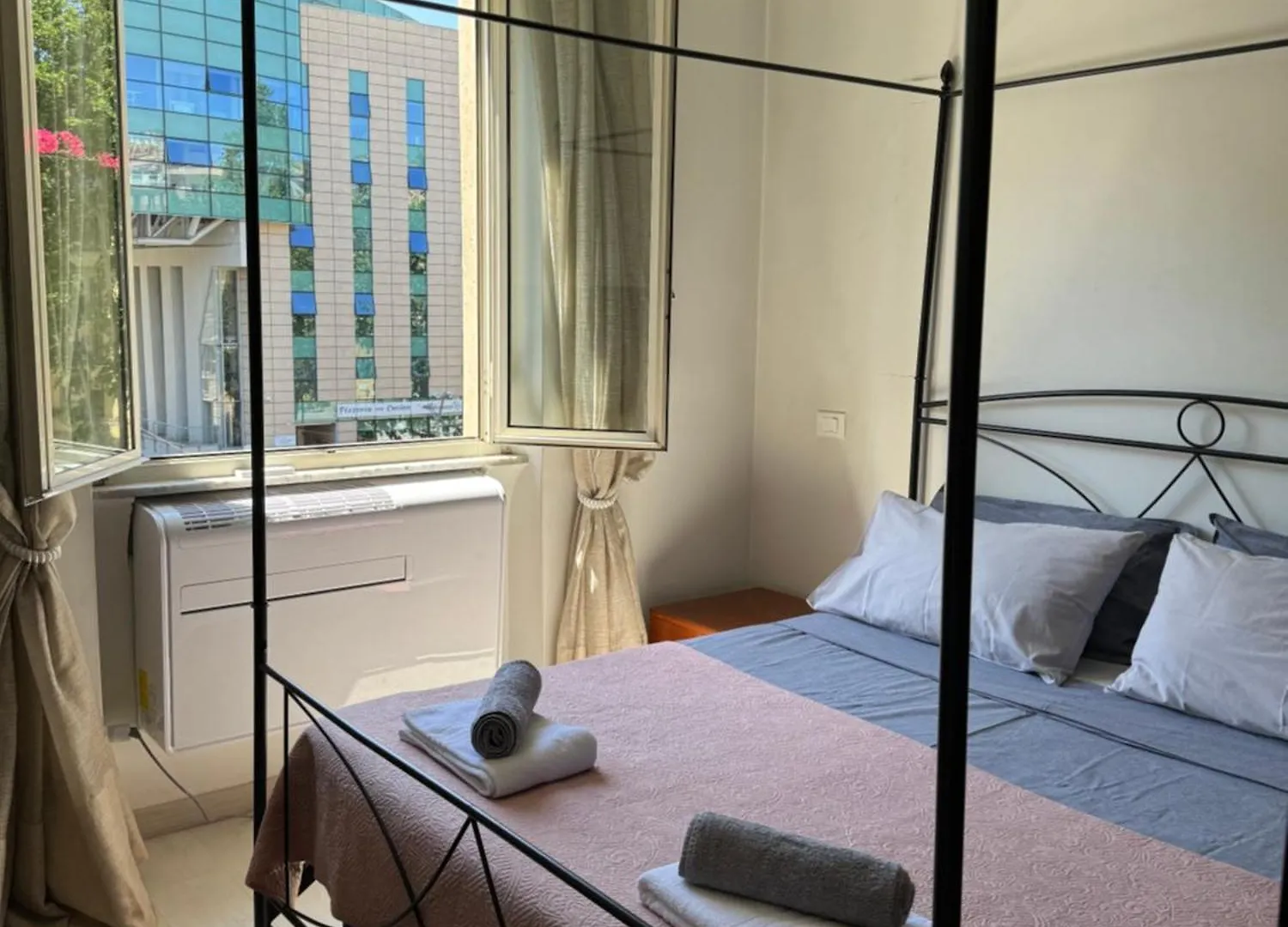 Una Stanza Privata Vicino Al Vaticano. Hotel Rome